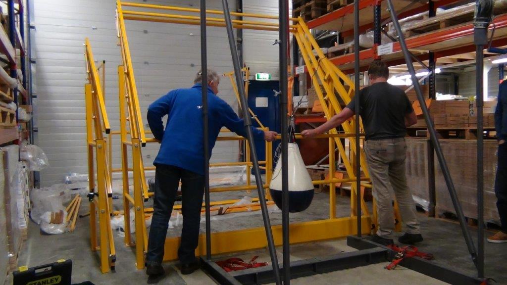 Kantelhek TÜV certificering in uitvoering