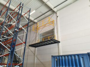 Maatwerk kantelhek op hoogte